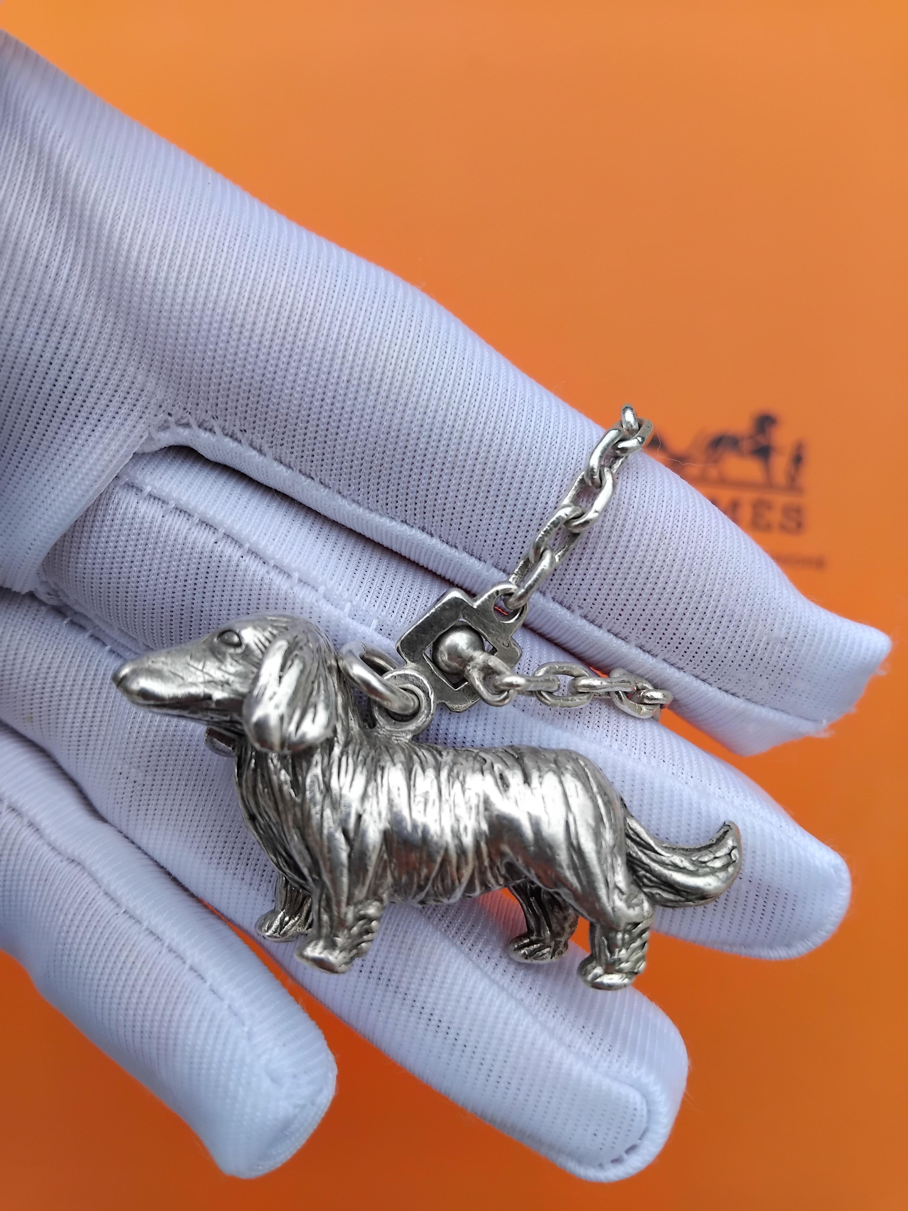 Hermès Bassotto a forma di cane Portachiavi Portachiavi Argento in vendita 7