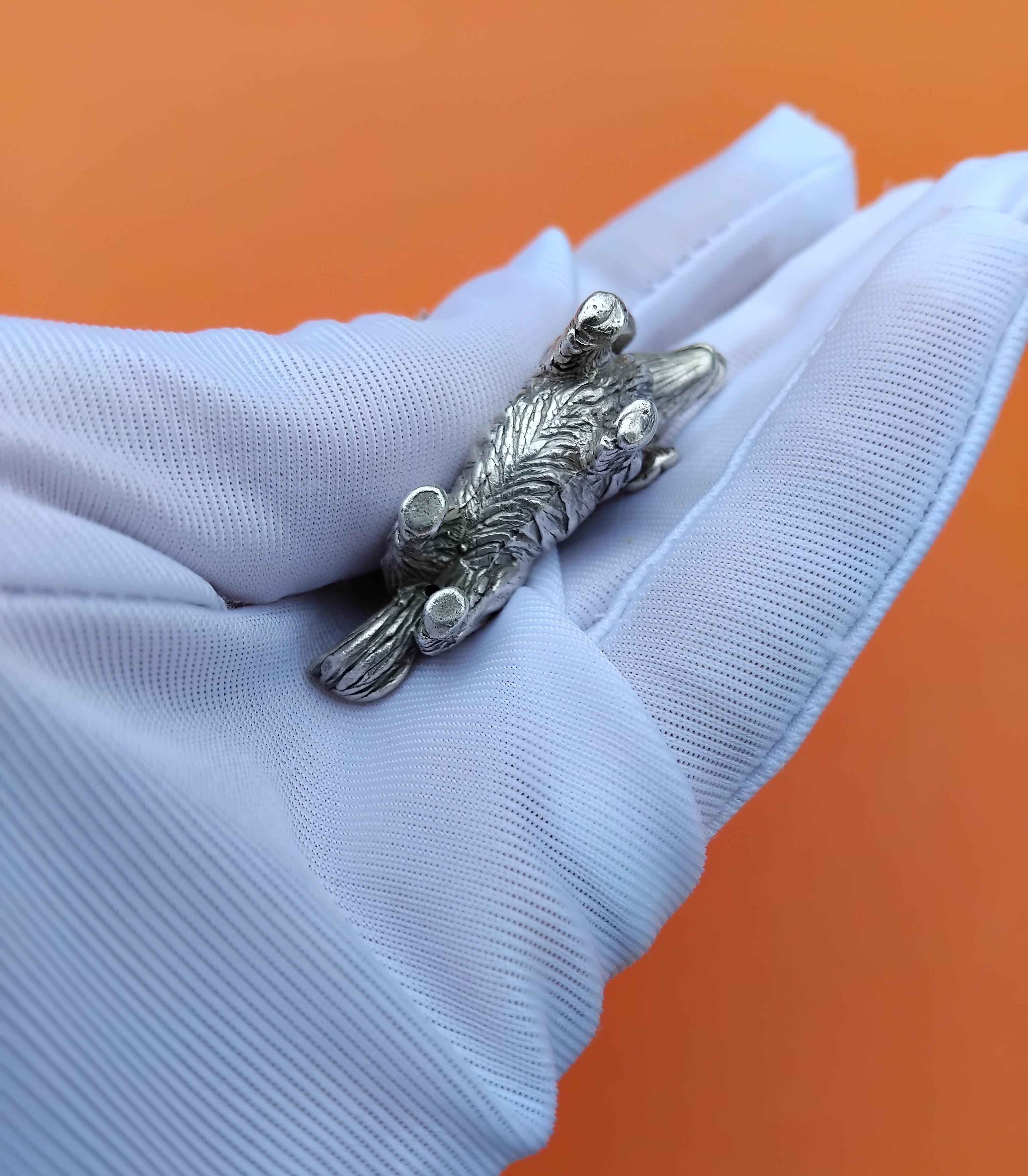 Hermès Bassotto a forma di cane Portachiavi Portachiavi Argento in vendita 8