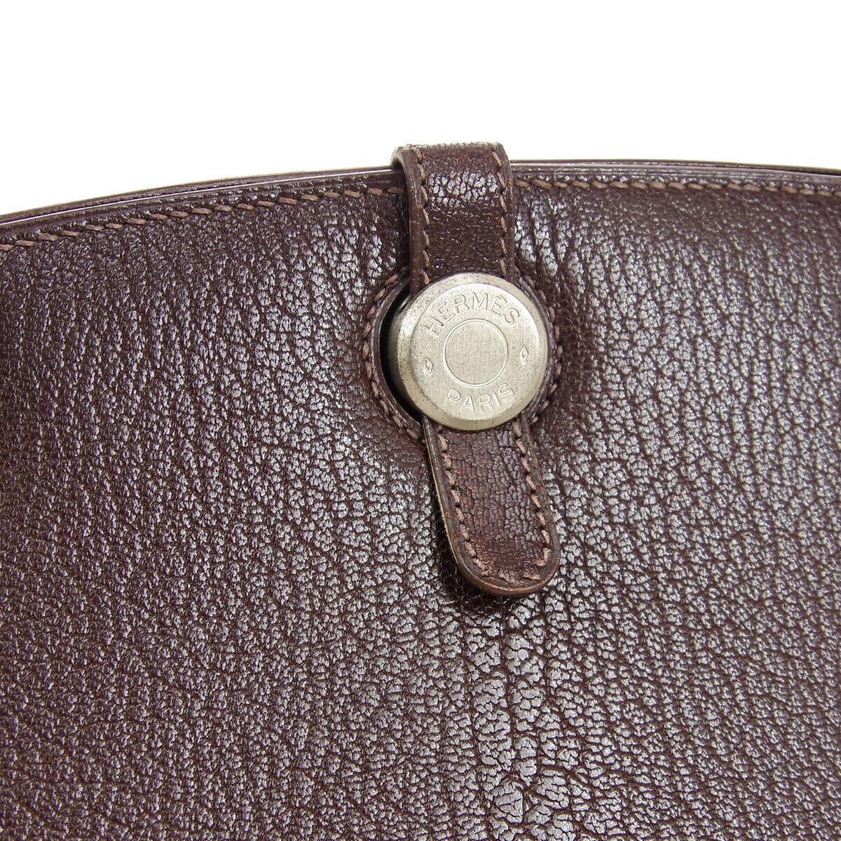 Leather
Palladium tone hardware
Leather lining
Date code present
Made in France
Handle drop 3.5
