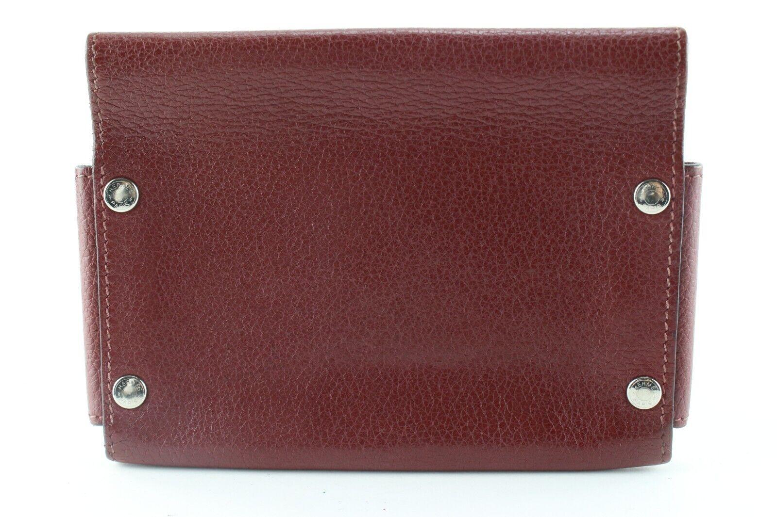 Hermes Dark Red Leather H Evelyne Snap Pouch 1H0512C In Good Condition In Dix hills, NY