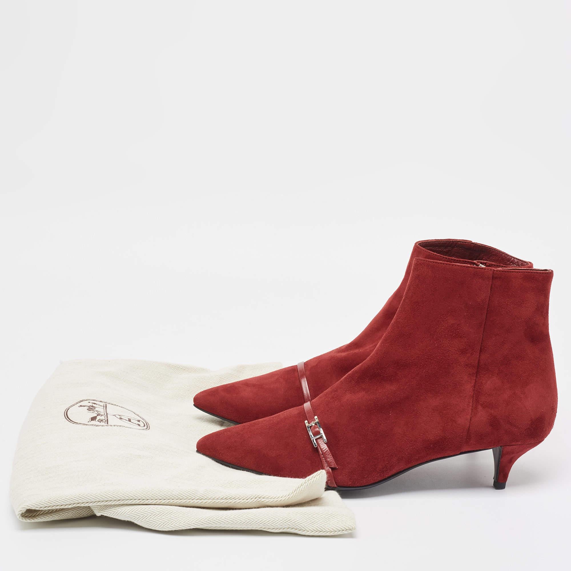 Hermès - Bottines en daim rouge foncé - Taille 39 en vente 5