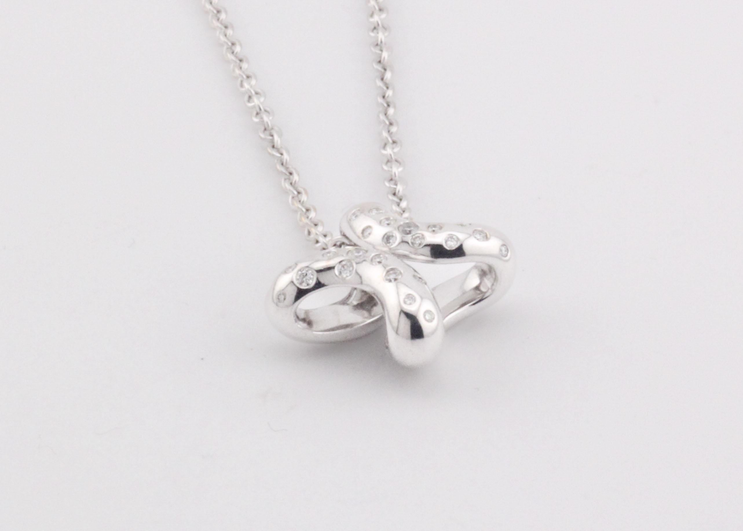HERMES Collier Croix en or blanc 18k avec diamants Pour femmes en vente