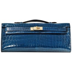 Hermès Diamant Bleu Izmir Crocodile Kelly Cut Clutch