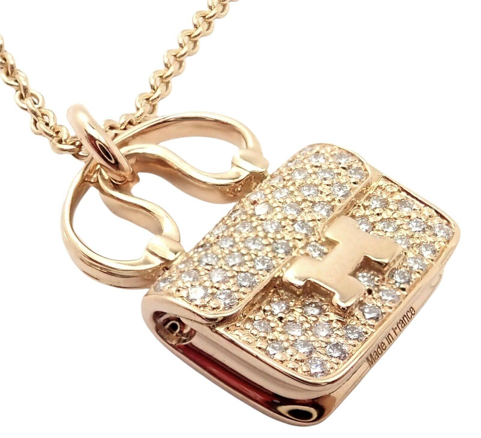 18k Rose Gold Diamond Constance Amulette Halskette von Hermes. 
Mit 65 Diamanten im Brillantschliff, Reinheit VVS1 und Farbe G, Gesamtgewicht ca. 0,29ct
Einzelheiten: 
Kette Länge: 15.75