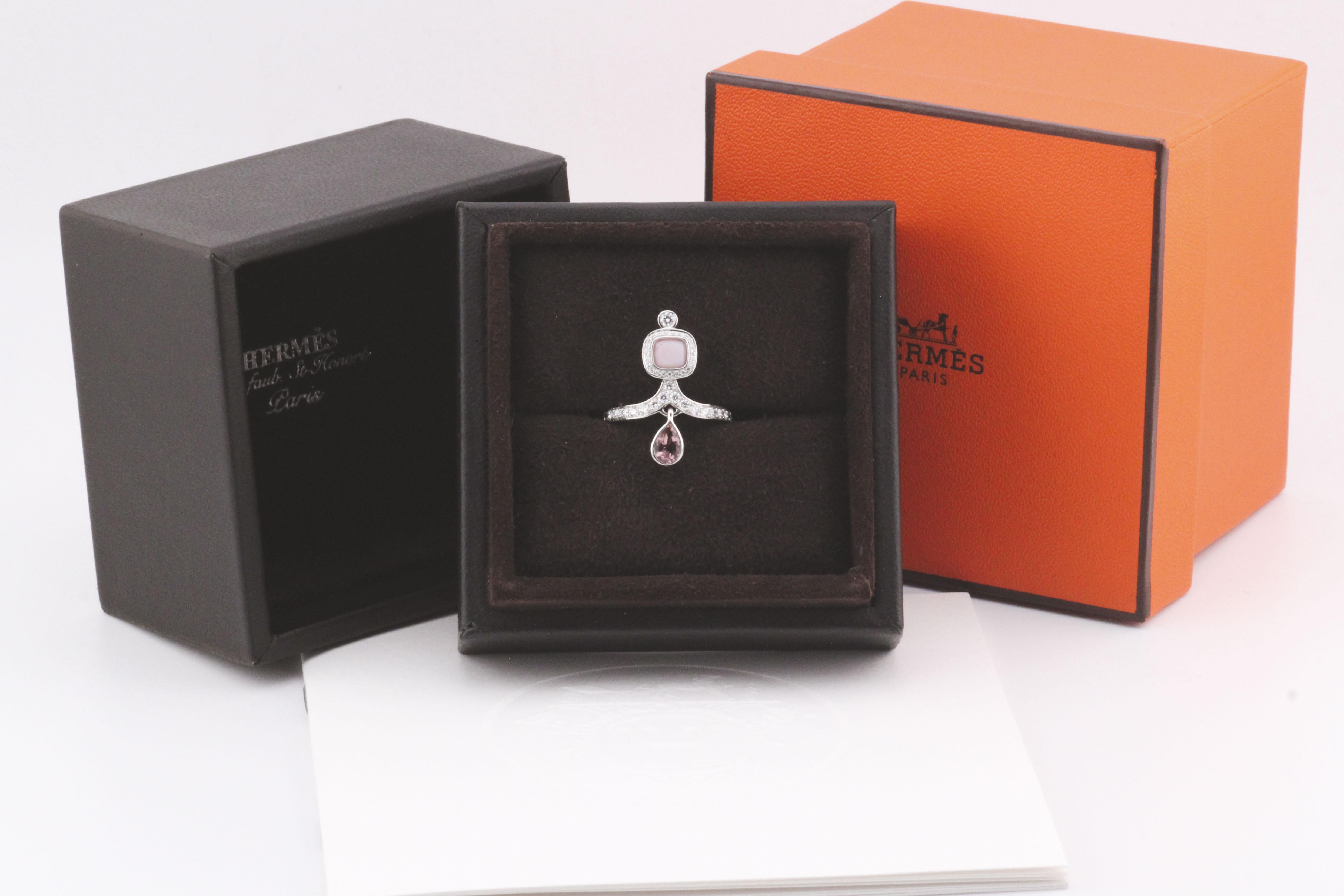 Hermes Diamond Pink Opal Tourmaline 18k White Gold Ring Size 5.5 in vendita 6