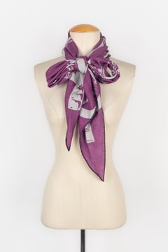 Hermès diamond-shaped stole 'Eperon d'or'