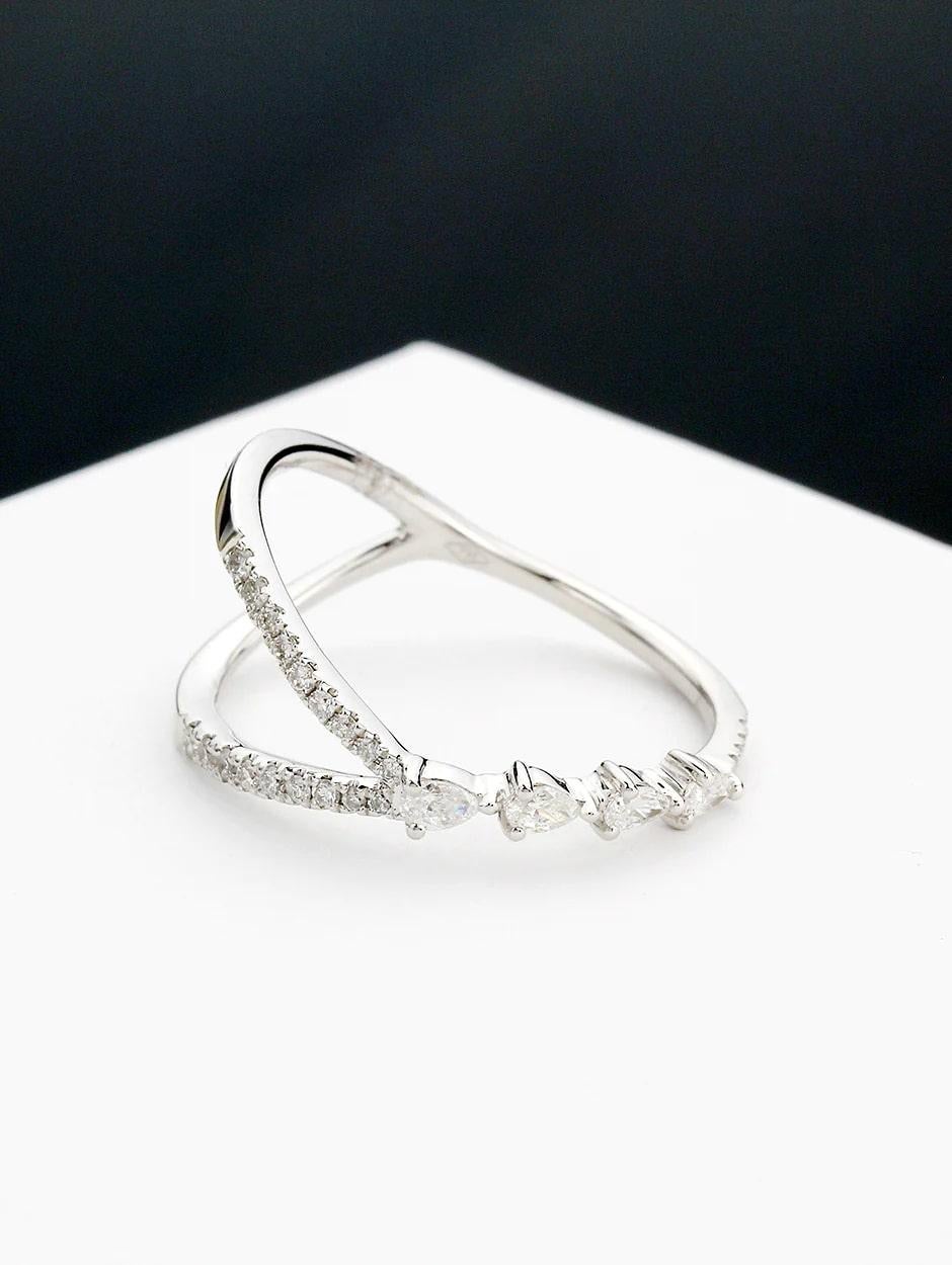 For Sale:  Hermes Diamond Tear-4 Split Ring 2