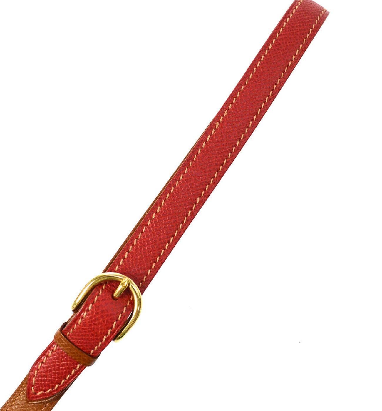 
Leather
Gold tone hardware
Made in France
Leash length 40