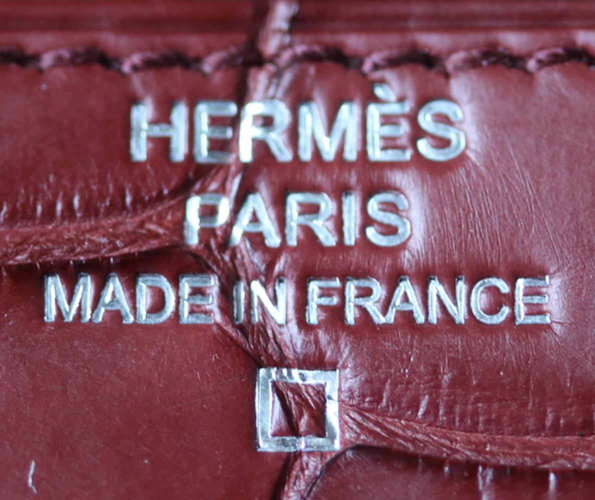 Hermès Dogon Duo Matte Alligator Wallet In New Condition In London, GB