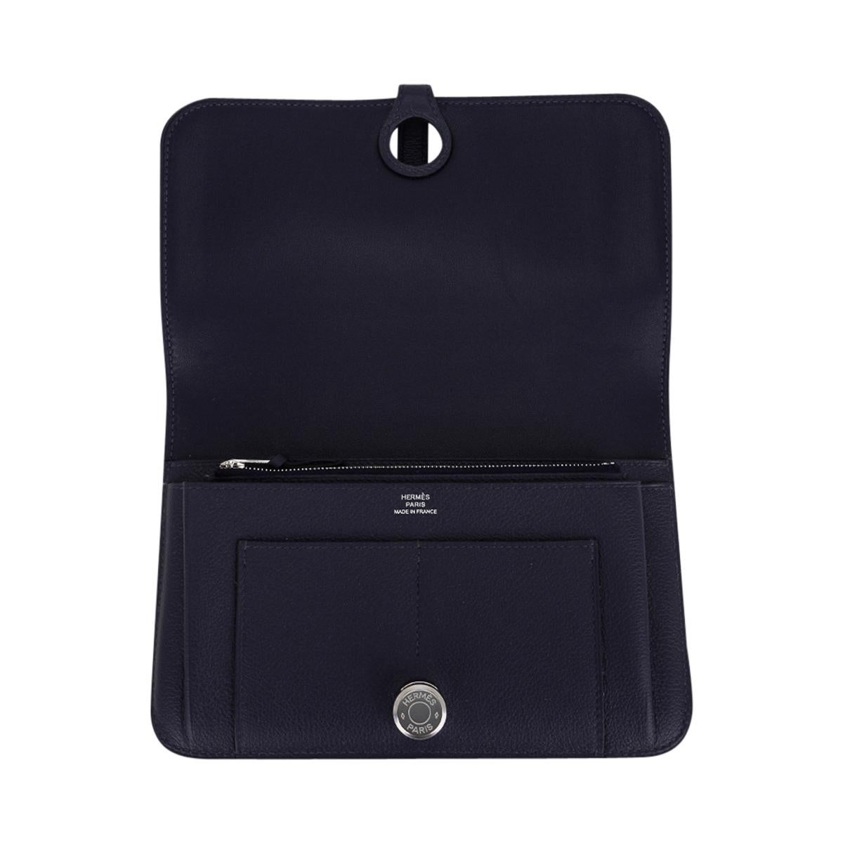 Hermes Dogon Duo Wallet Blue Nuit Evercolor Palladium Hardware In New Condition In Miami, FL