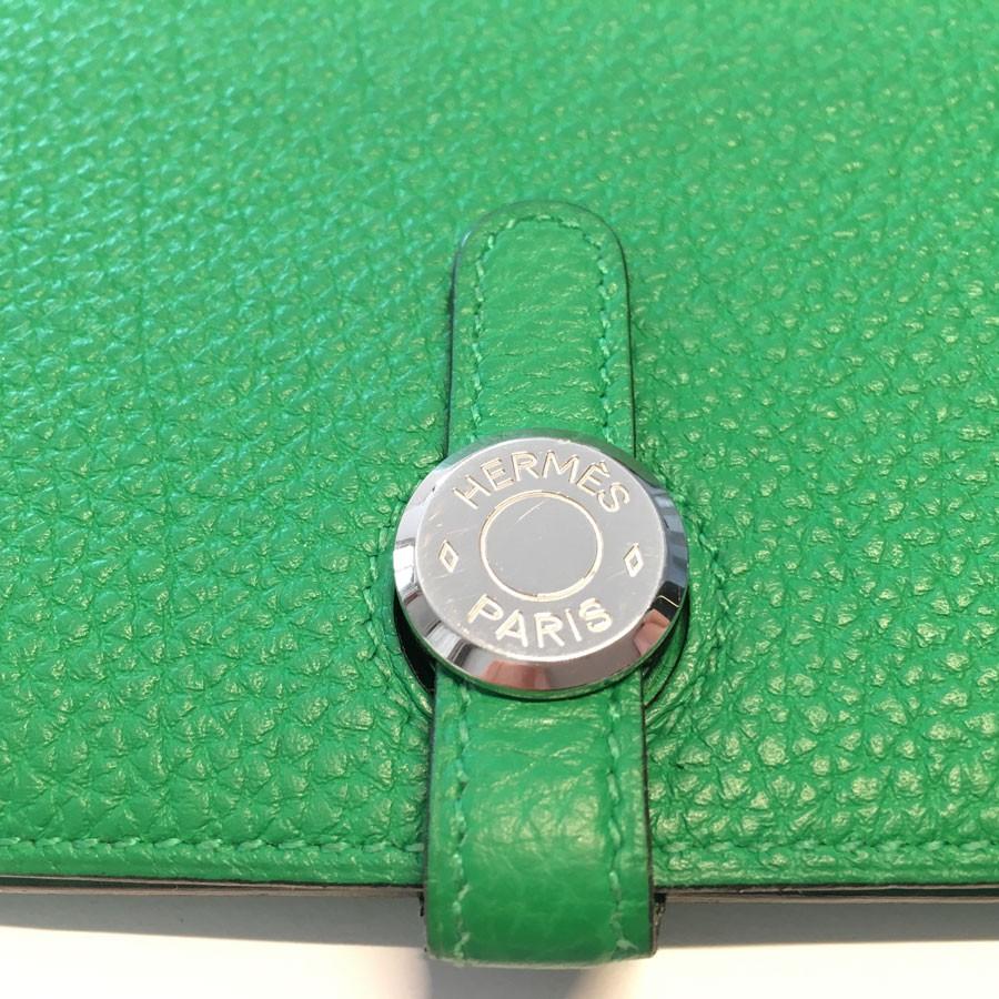 Hermes Dogon Wallet in Green Togo Leather In Good Condition In Paris, FR