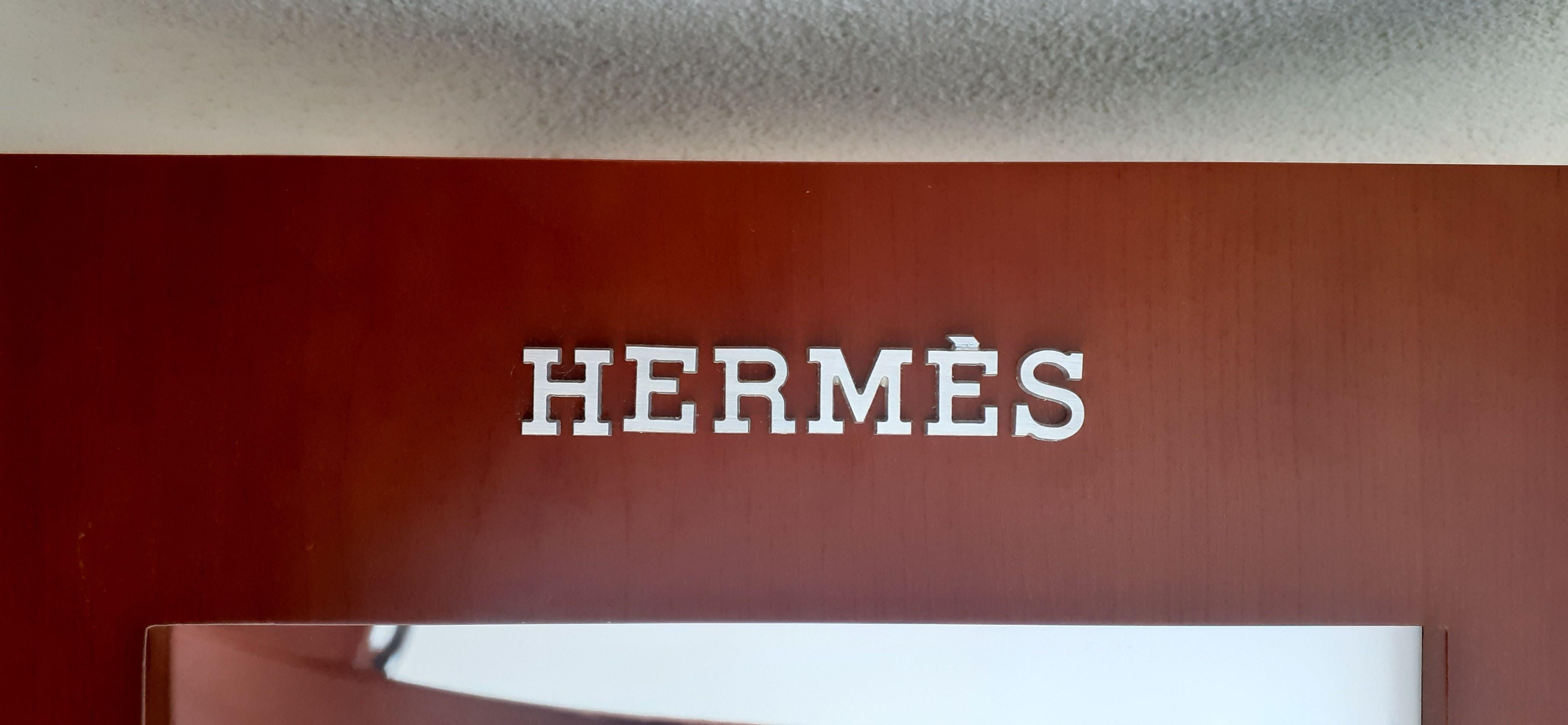 Marrone Portafoto in legno double face di Hermès in vendita