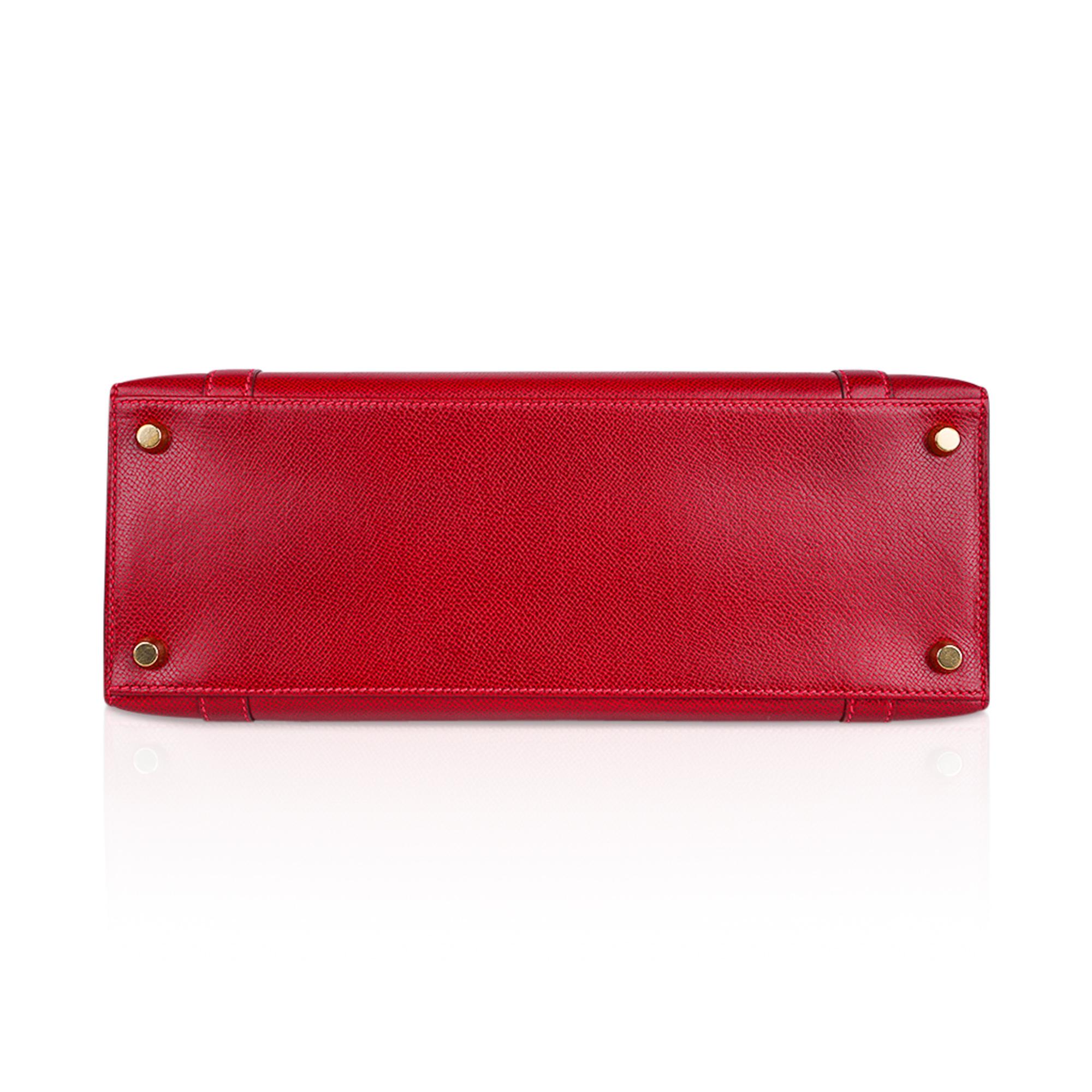 Hermes Drag Bag 32 Vintage Rouge Vif Rote Gold Hardware Selten im Angebot 9