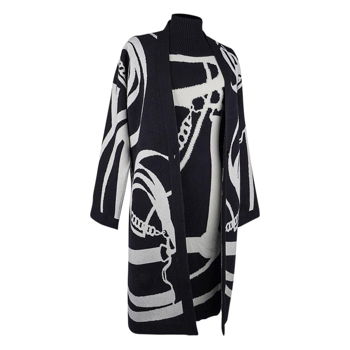 Hermes Dress Promenade du Matin Intarsia Black / White Cashmere 36 / 4 For Sale 3