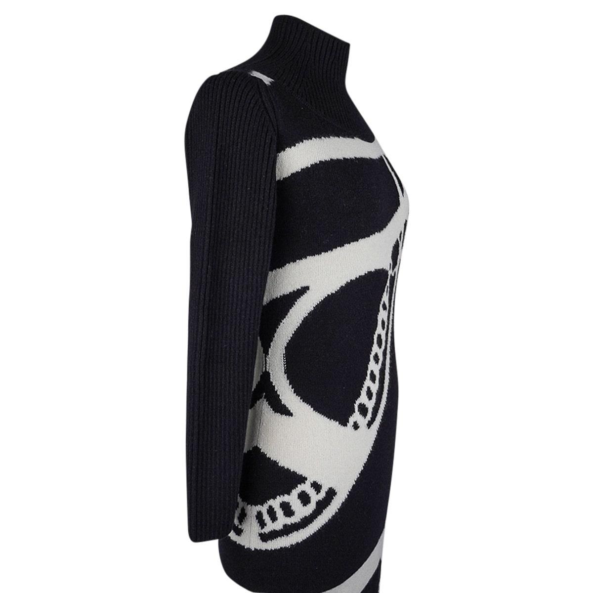 Hermes Dress Promenade du Matin Intarsia Black / White Cashmere 36 / 4 For Sale 2