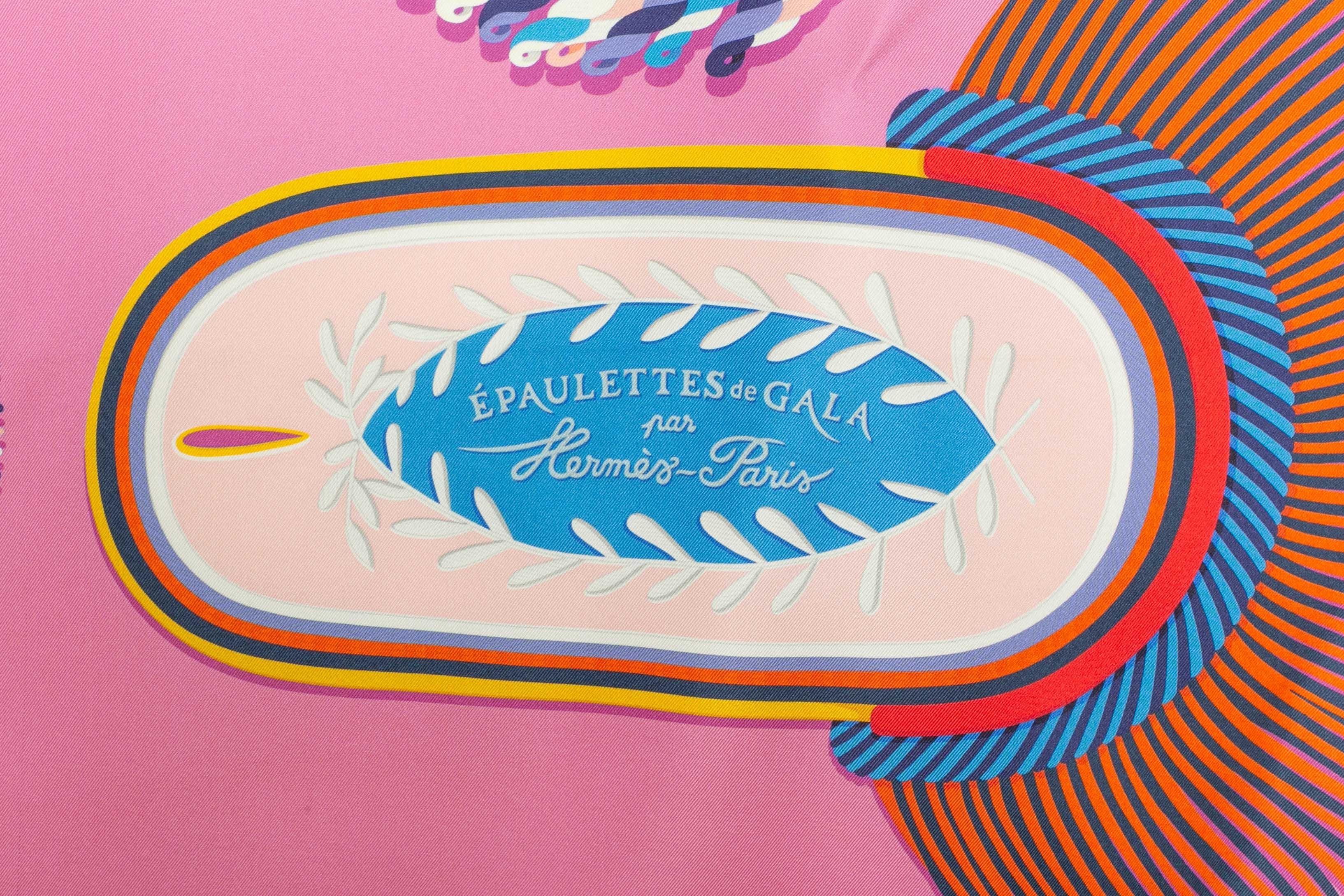 Hermès dual-sided foulard / scarf 'Gala epaulettes' 4