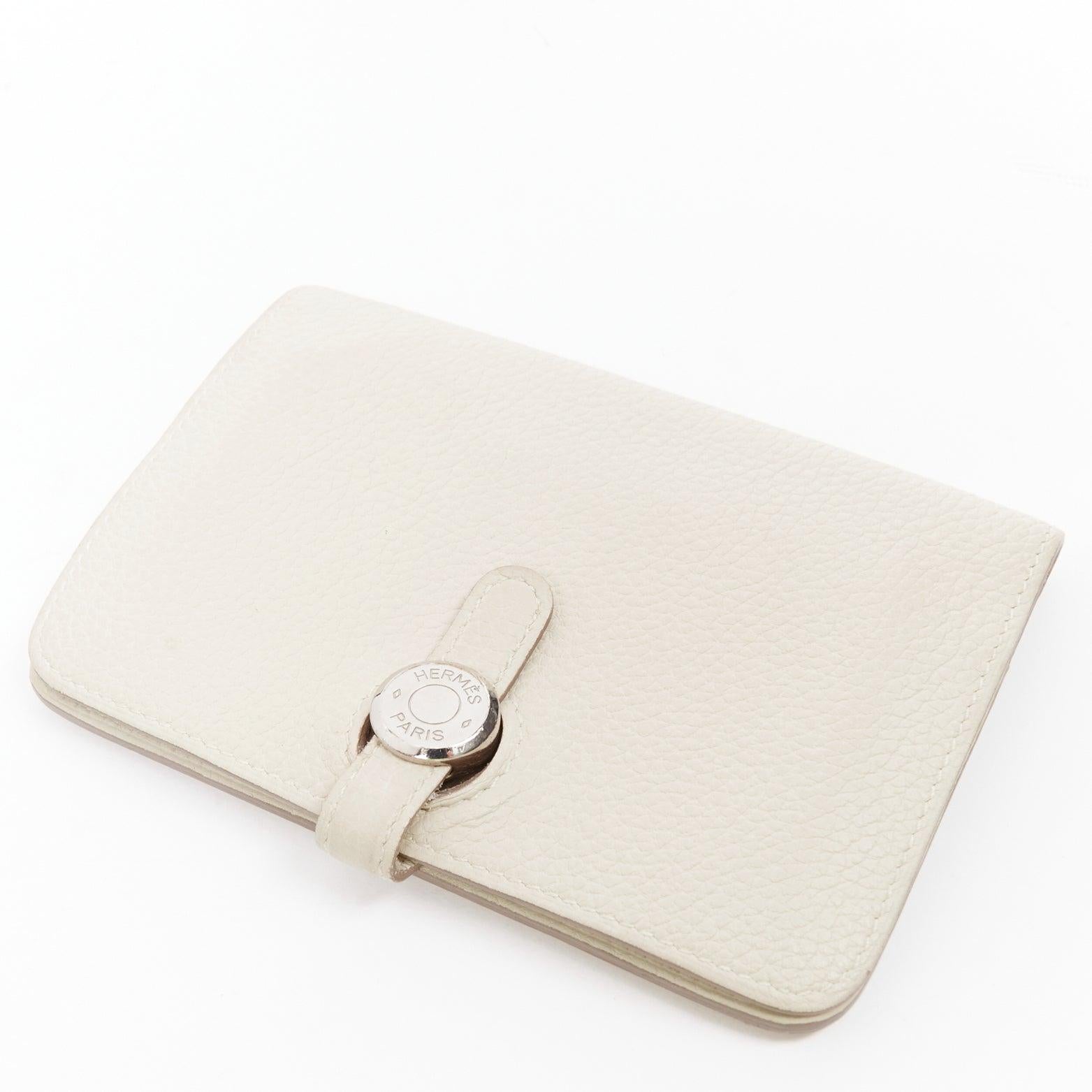 HERMES Dugon Duo crema in pelle togo SHW portamonete con passante in vendita 1