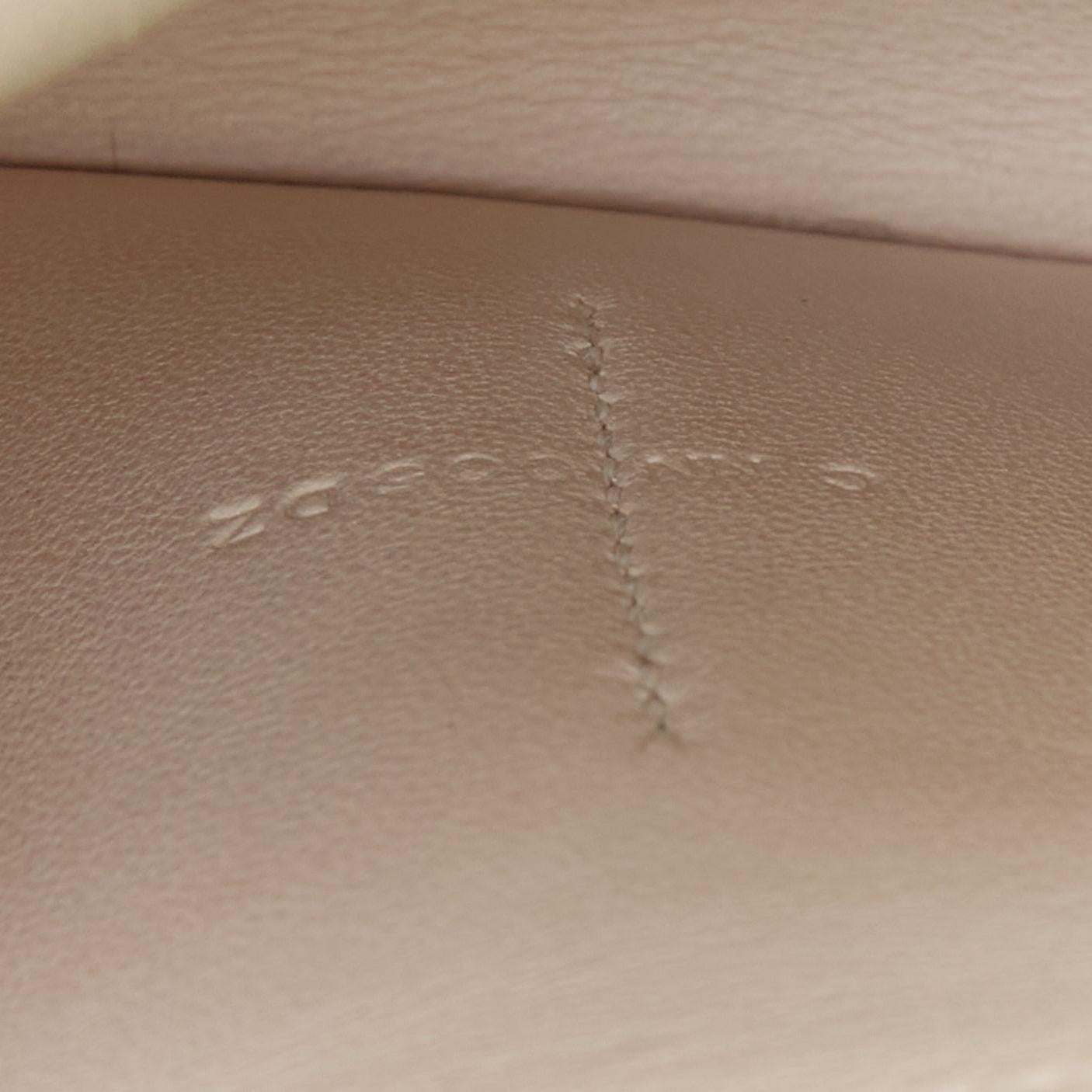 HERMES Dugon Duo crema in pelle togo SHW portamonete con passante in vendita 4