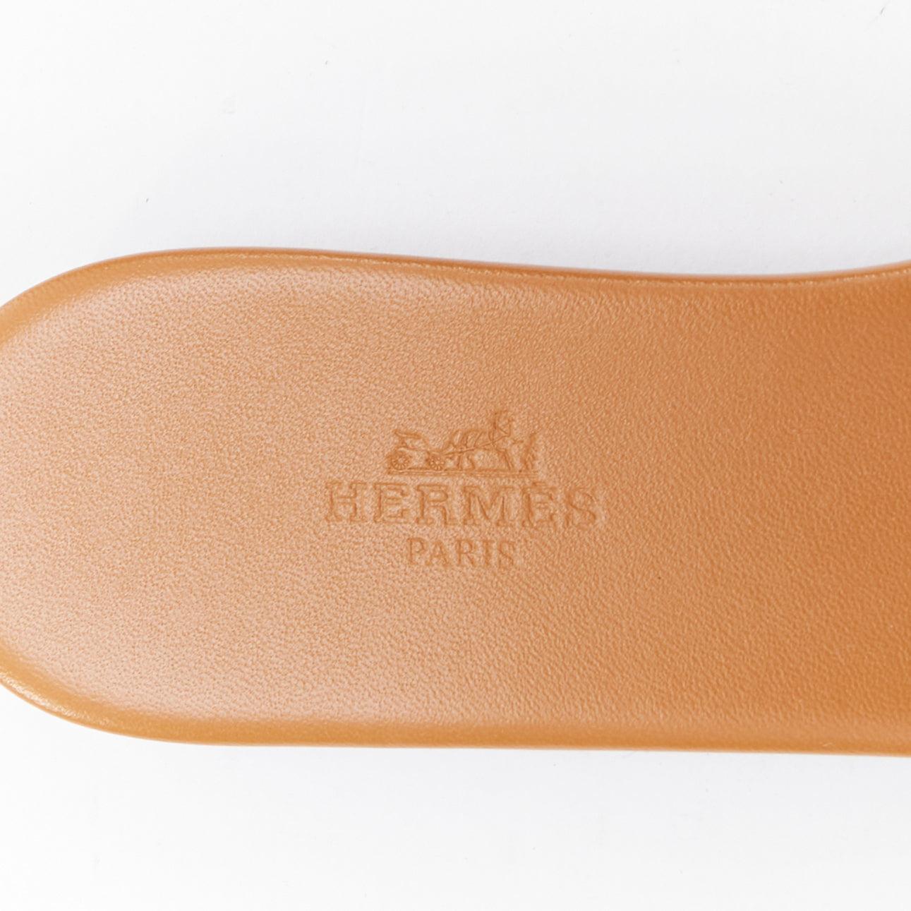 HERMES Dune pelle marrone palladio Collier de Chien sandalo piatto EU37.5 in vendita 3