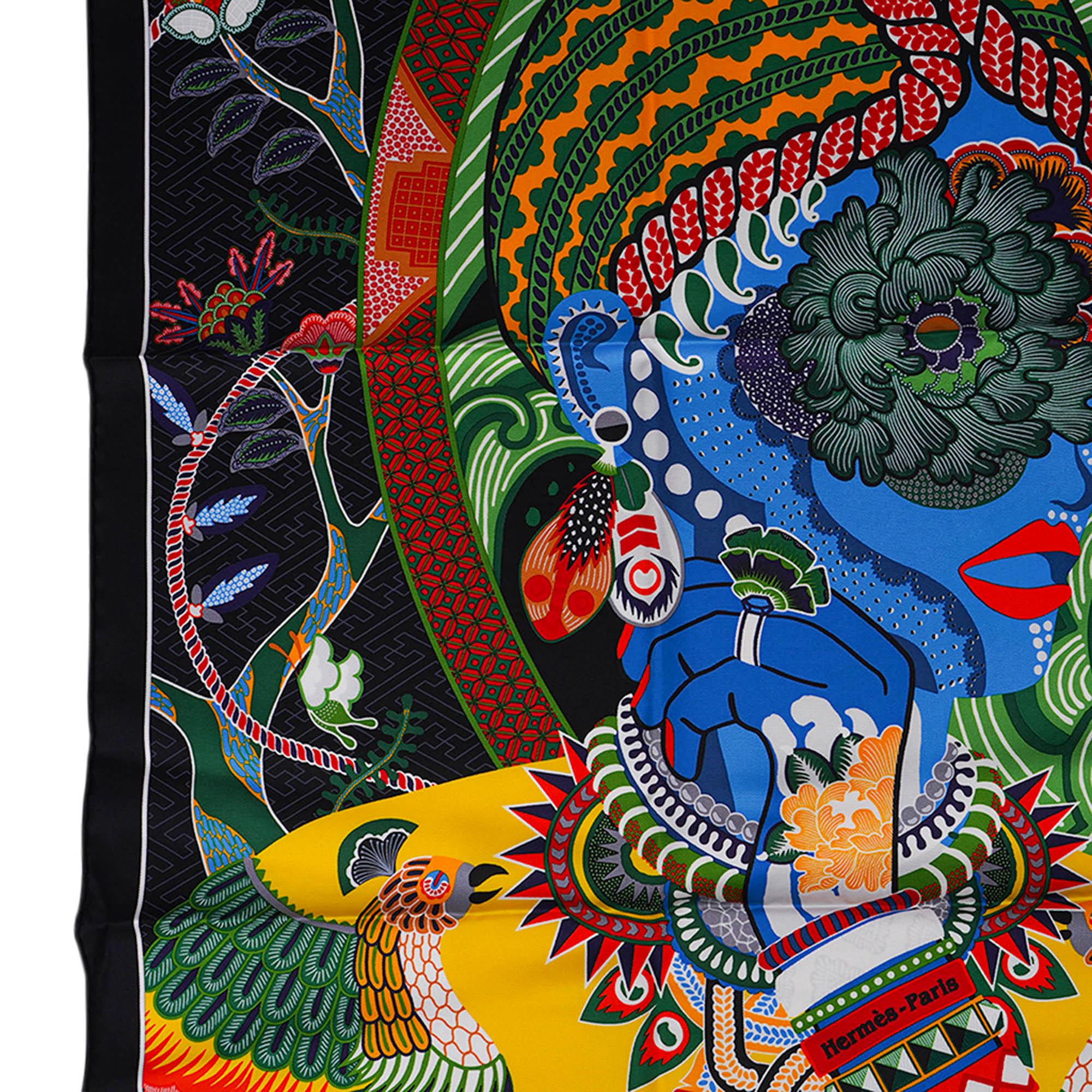 Mightychic offers an Hermes Duo Cosmique silk twill scarf.
Featured in Noir, Vert andMulticolore colorway.
The scarf pays tribute to Tantric Buddhism and Japanese culture.
Designed by Kohei Kyomori who is the winner of the Grand Prix du Carré Hermès