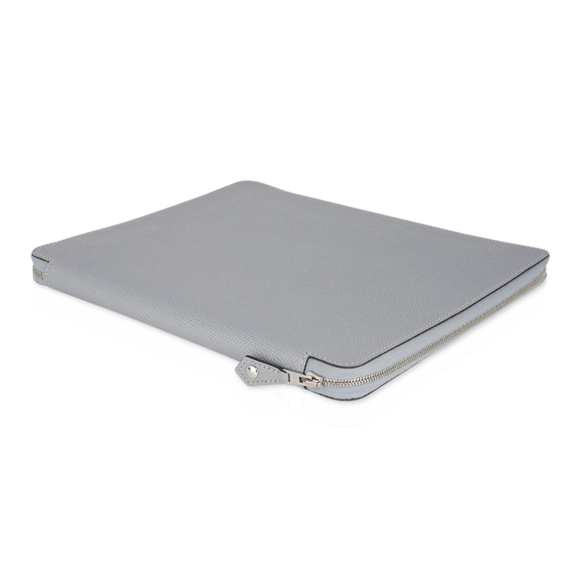 Hermes Couverture e-Zip pour ordinateur portable iPad Bleu Glacier Epsom Nouveau 6