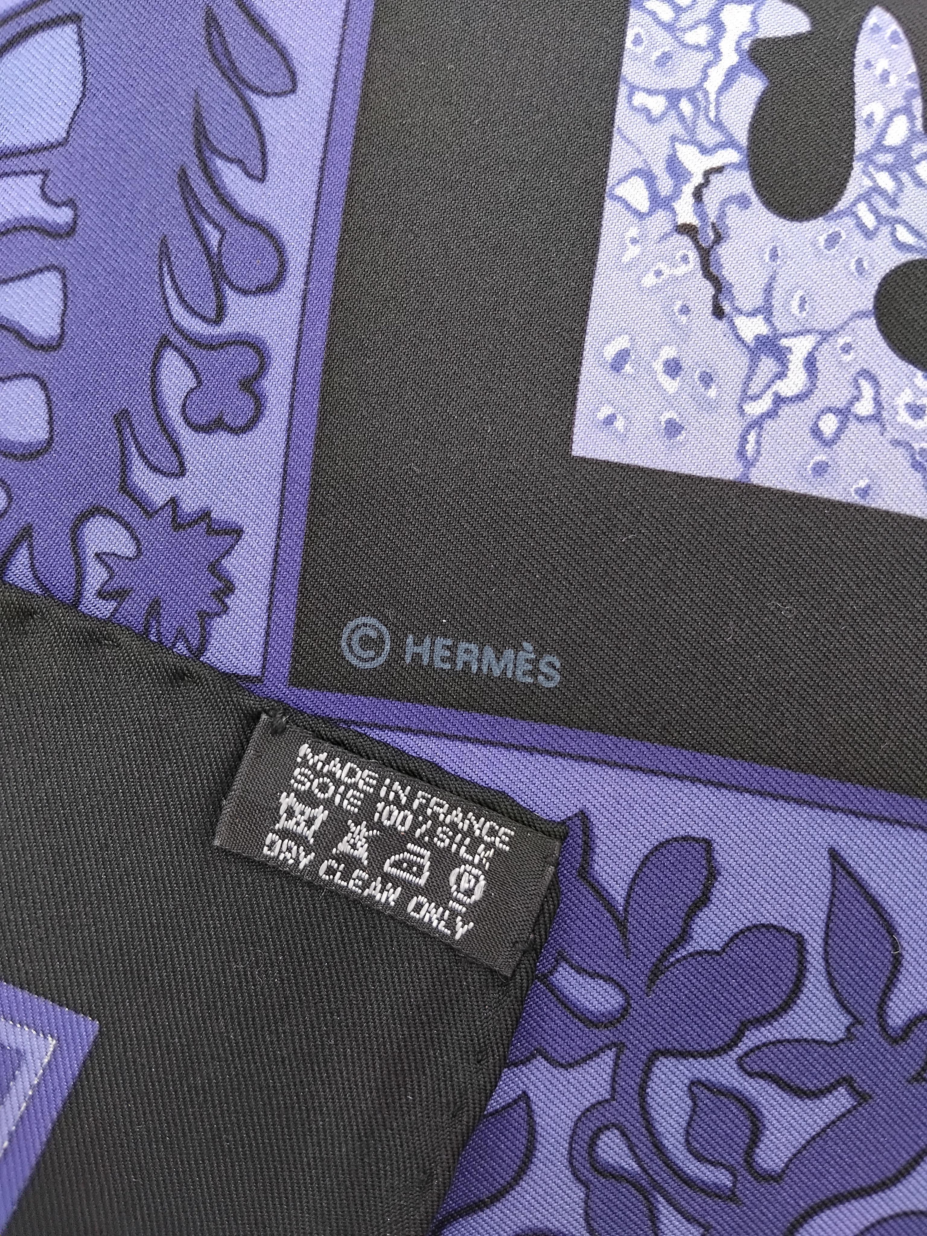 Écharpe en soie Hermès Early America Perriere Black Blue 35' en vente 8