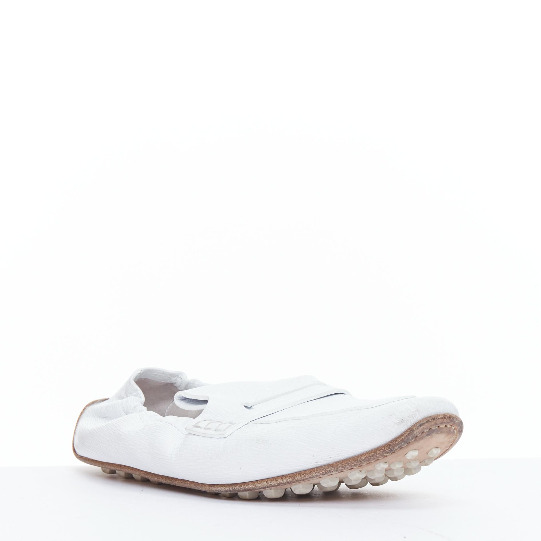 Bianco HERMES Echo Mocassini in pelle bianca crema con borchie sul retro EU37 in vendita