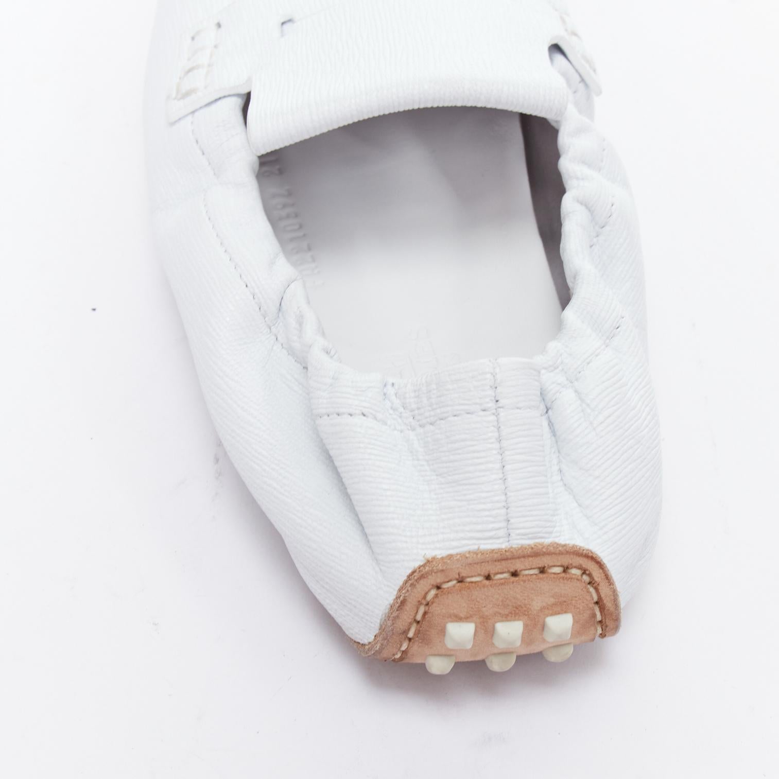 HERMES Echo Mocassini in pelle bianca crema con borchie sul retro EU37 in vendita 3
