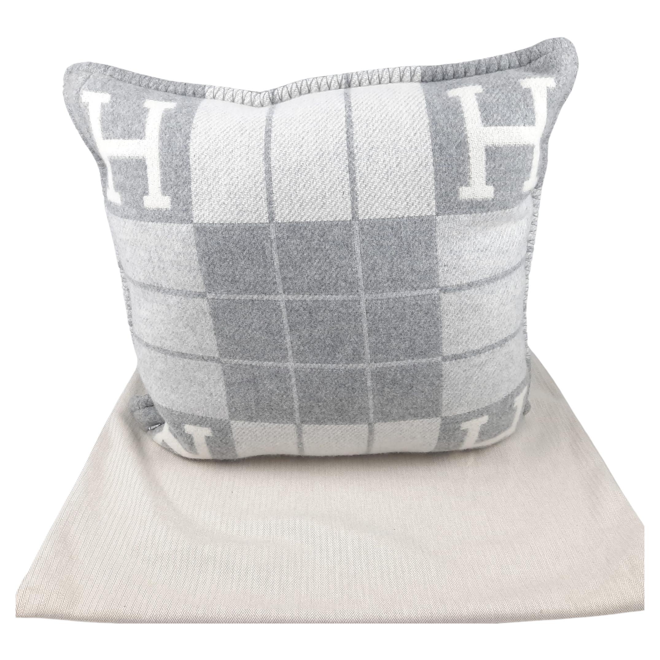 Hermes Écru Gris Clair Avalon III pillow, small model