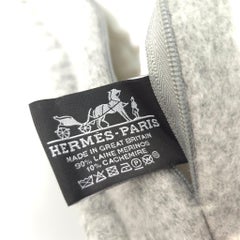 Hermès Écru & Gris Clair Merinos wool & cashmere Avalon III pillow, small model