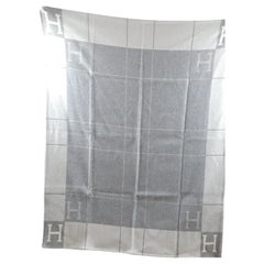 Hermes  Écru & Gris Clair wool and cashmere  Avalon III throw blanket