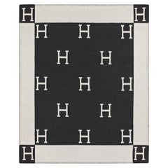 Hermes Écru / Gris Fonce Merinos wool and cashmere Avalon throw blanket