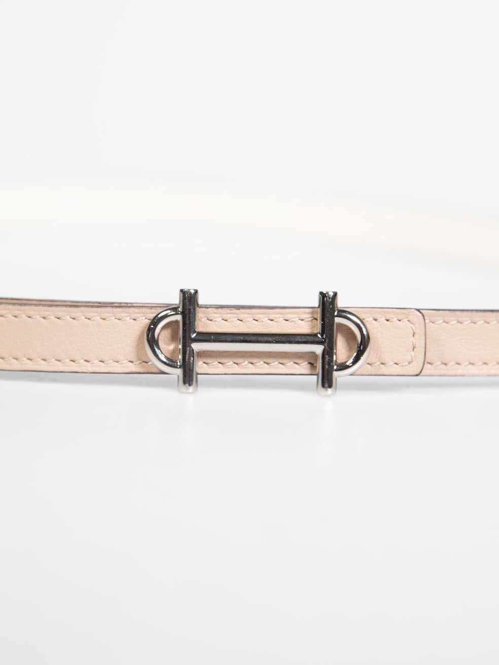 Women's Hermès Ecru Leather Gamma Reversible Thin Belt