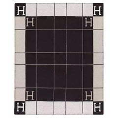 Hermes Écru/Noir Avalon III throw blanket
