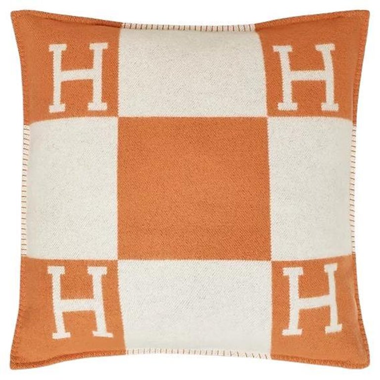 Hermes Ecru / Pumpkin Merina Wool Avalon Cushion, Large Model For Sale