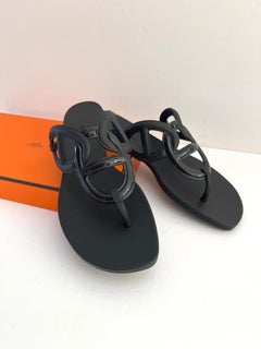 Hermes Egerie sandals Black Rubber 36