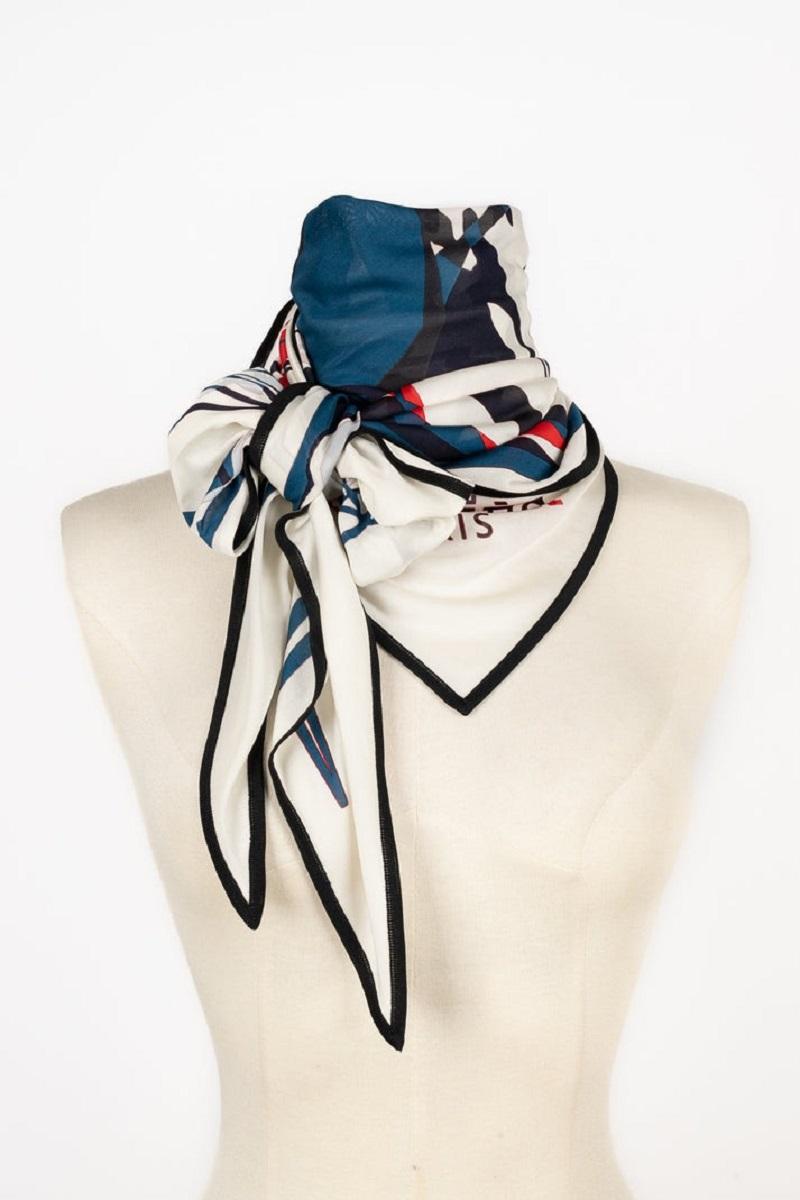 Beige Hermès Elastical-Jersey Foulard/Scarf 'Elastical Horse-Drawn Carriage', 2004 For Sale