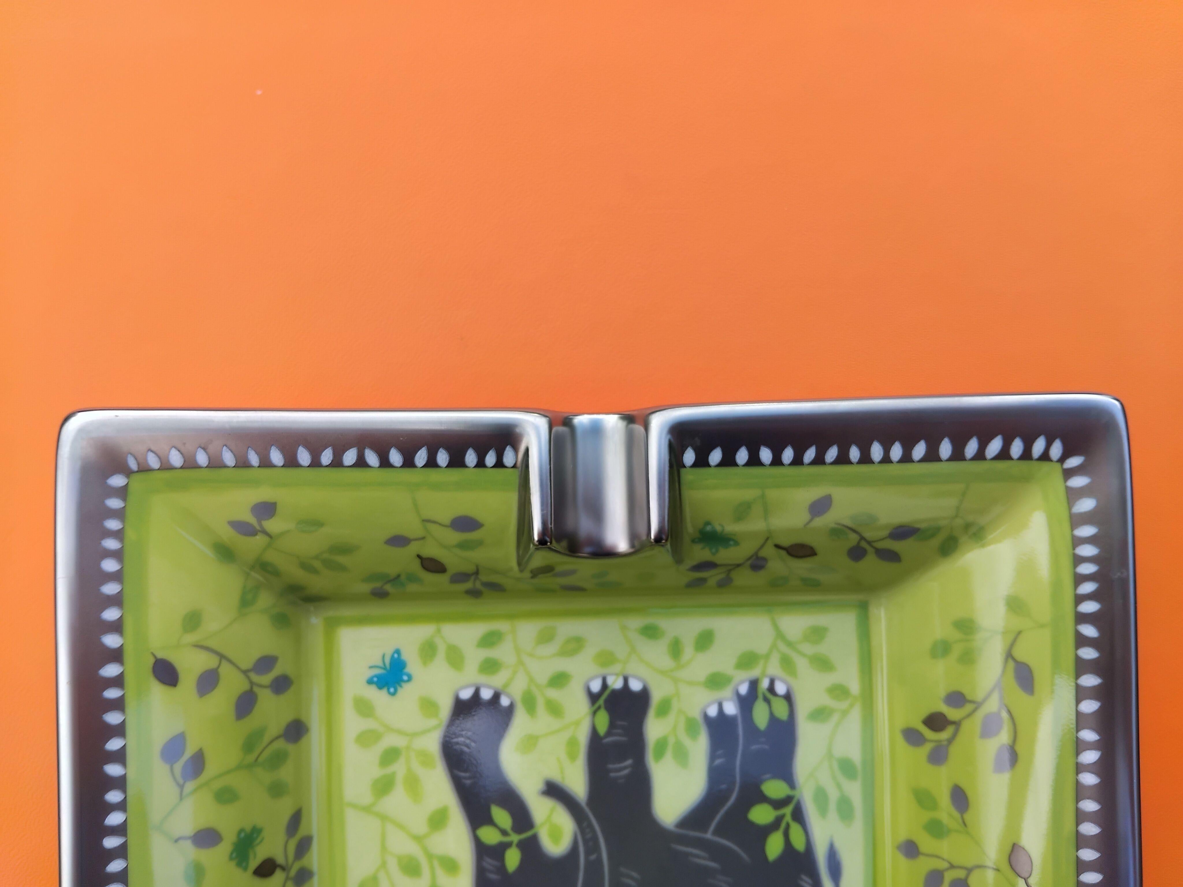 Hermès Elephant Print Cigar Ashtray Change Tray Butterflies Porcelain 4