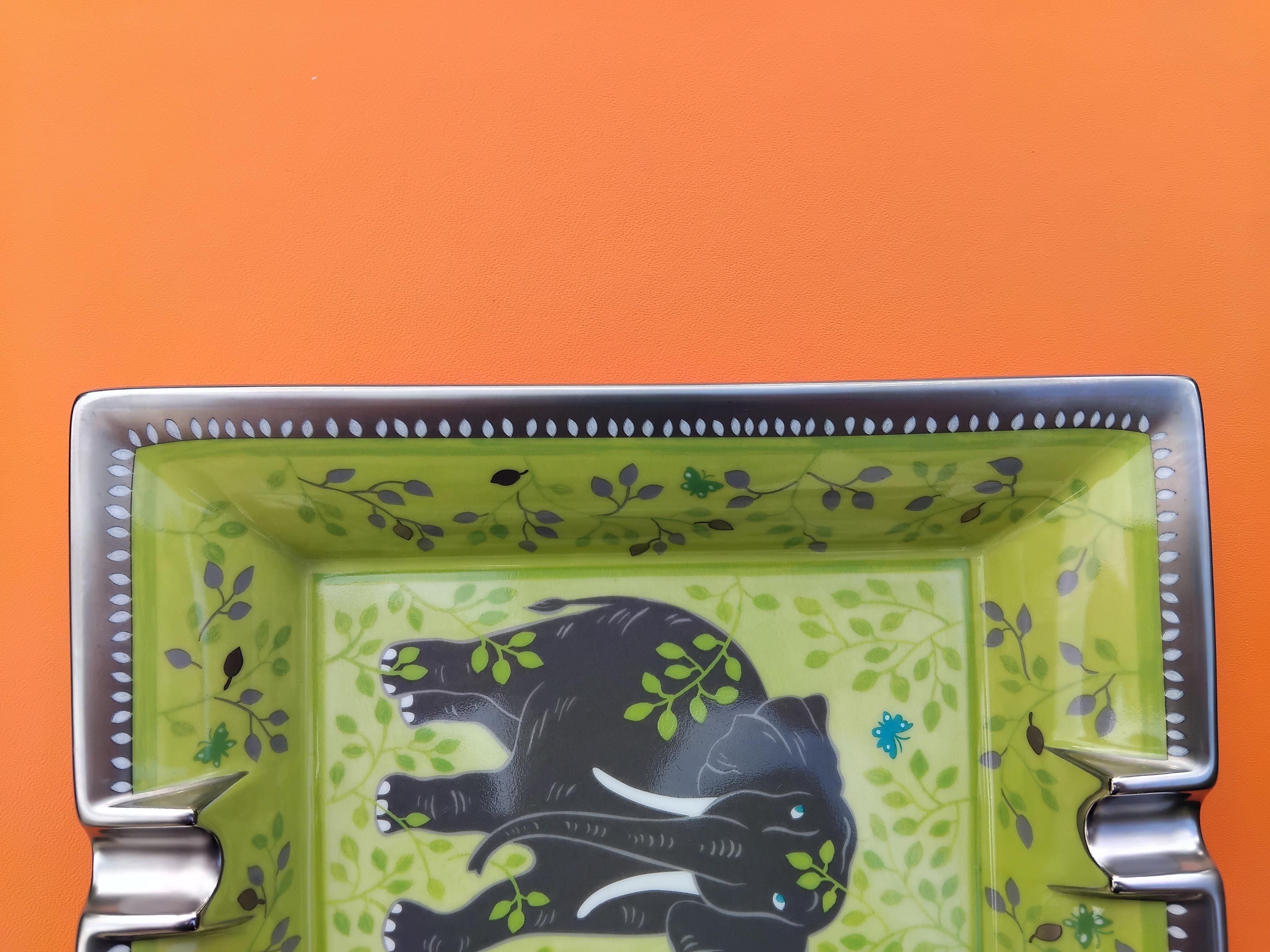 Hermès Elephant Print Cigar Ashtray Change Tray Butterflies Porcelain 5