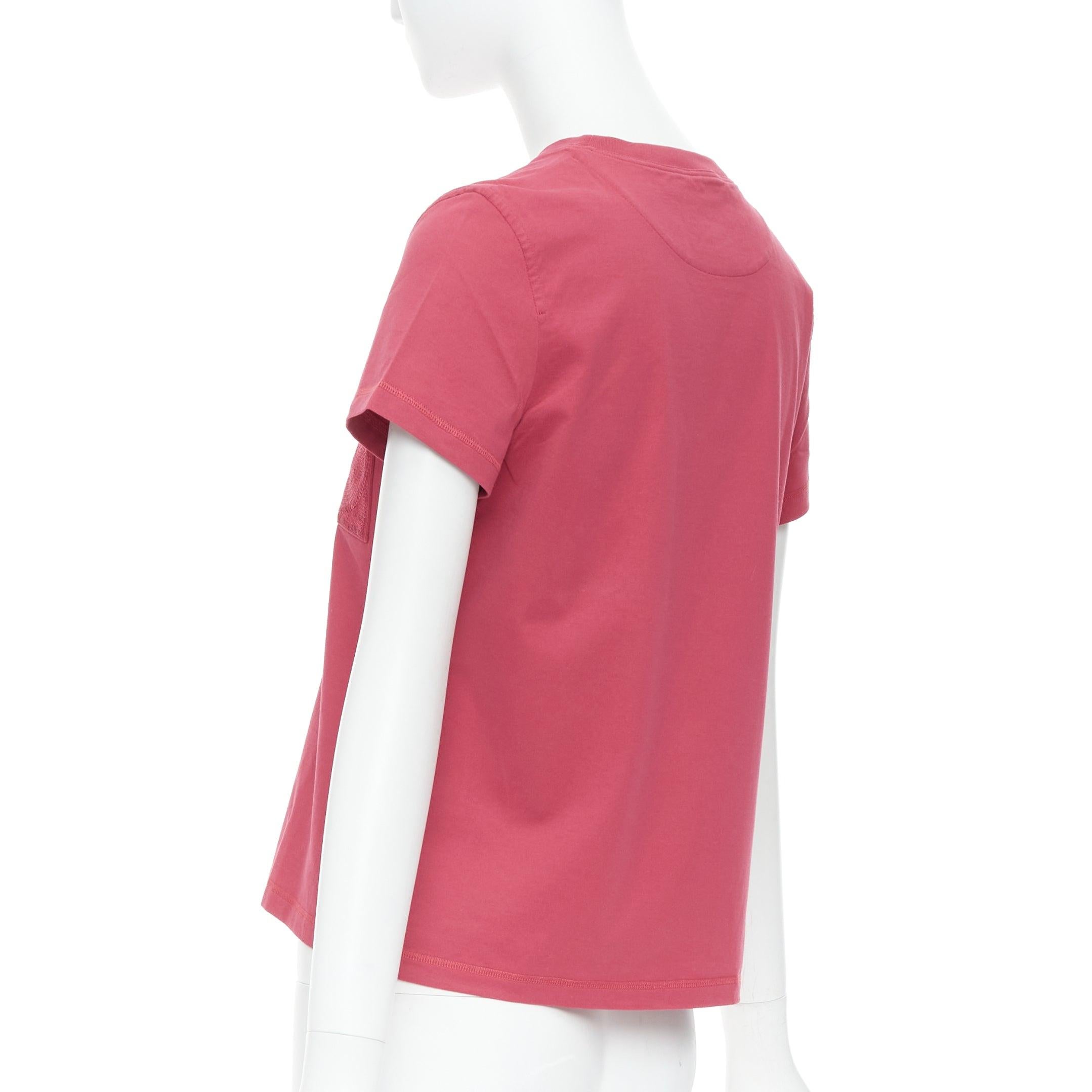 HERMÈS - T-shirt brodé de poche rose framboise à motif H FR38 M en vente 1