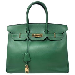 Birkin 35 Tasche aus smaragdgrünem Leder mit Goldbeschlägen von Hermes