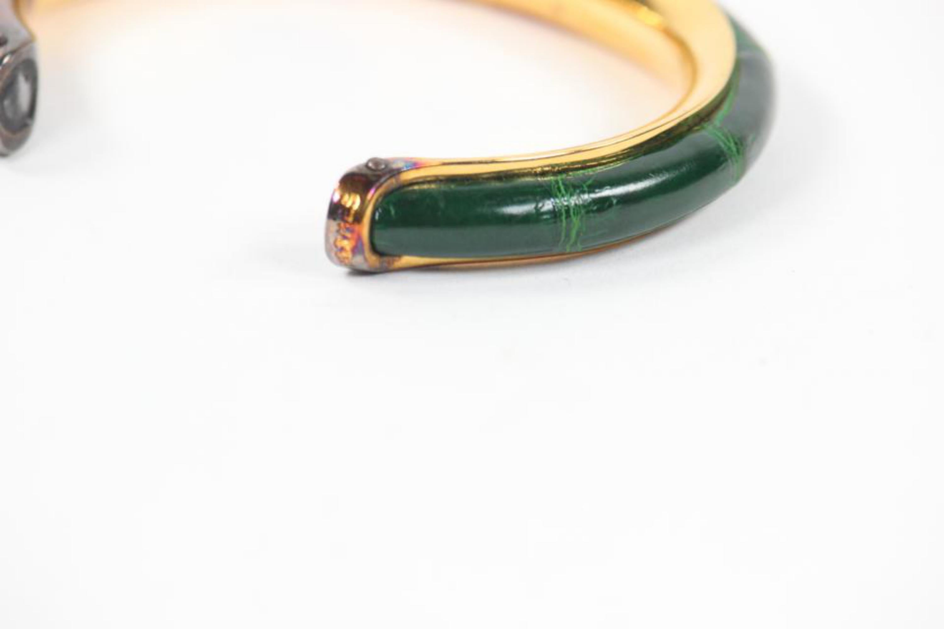 Hermès Smaragd Grün Krokodil Armreif Armband Manschette 3HER1106 im Zustand „Relativ gut“ im Angebot in Dix hills, NY