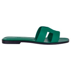 Hermes Emerald Oran Sandal Epsom Leather Flat Shoes 37 / 7 New w/ Box