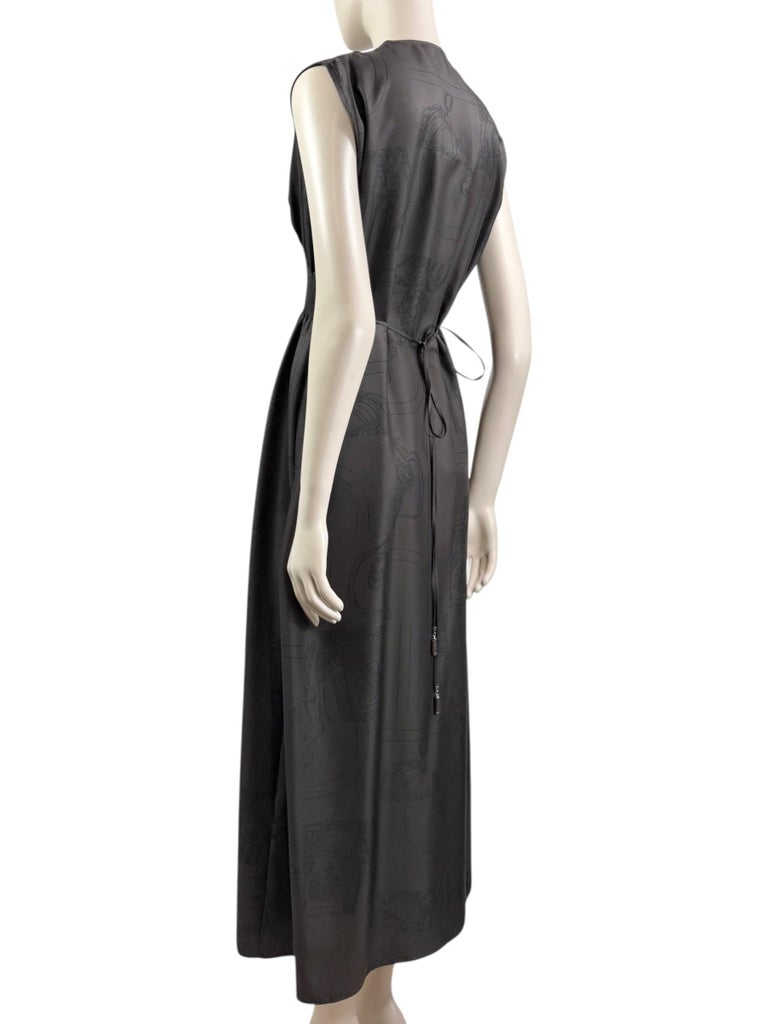 Hermes En Désordre Finesse brown silk printed dress For Sale at