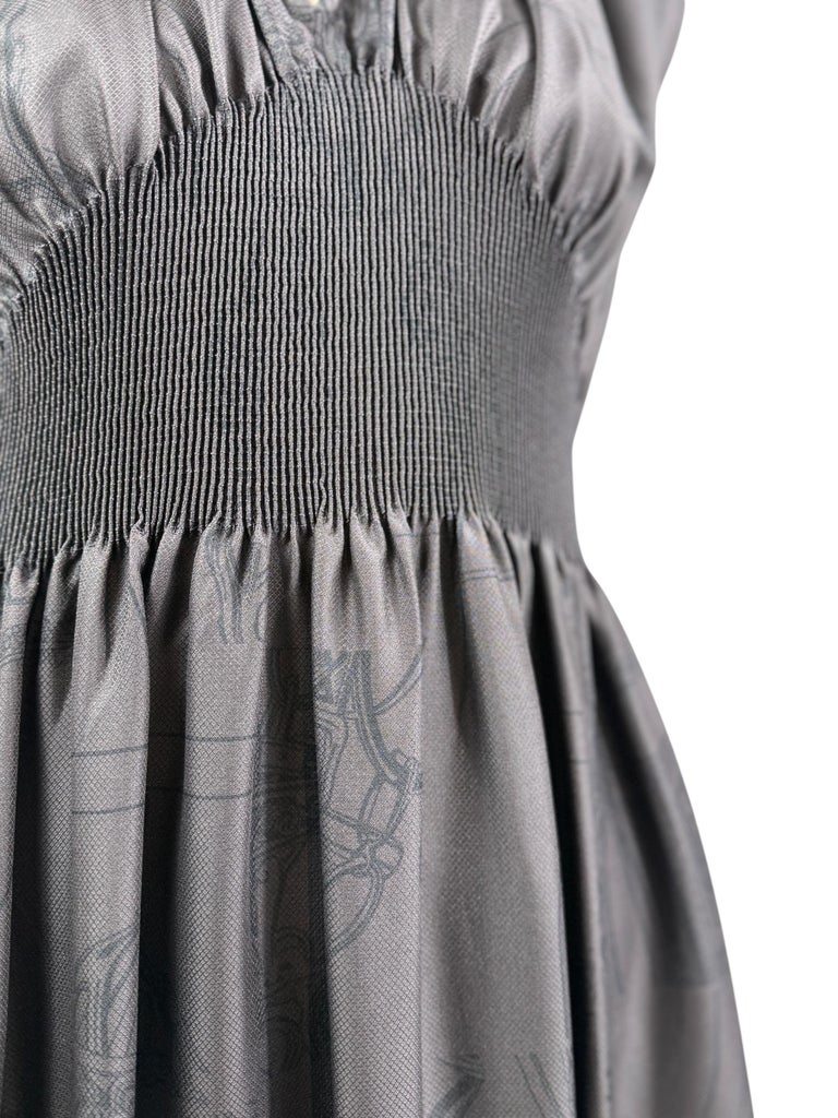 Hermes En Désordre Finesse brown silk printed dress For Sale at