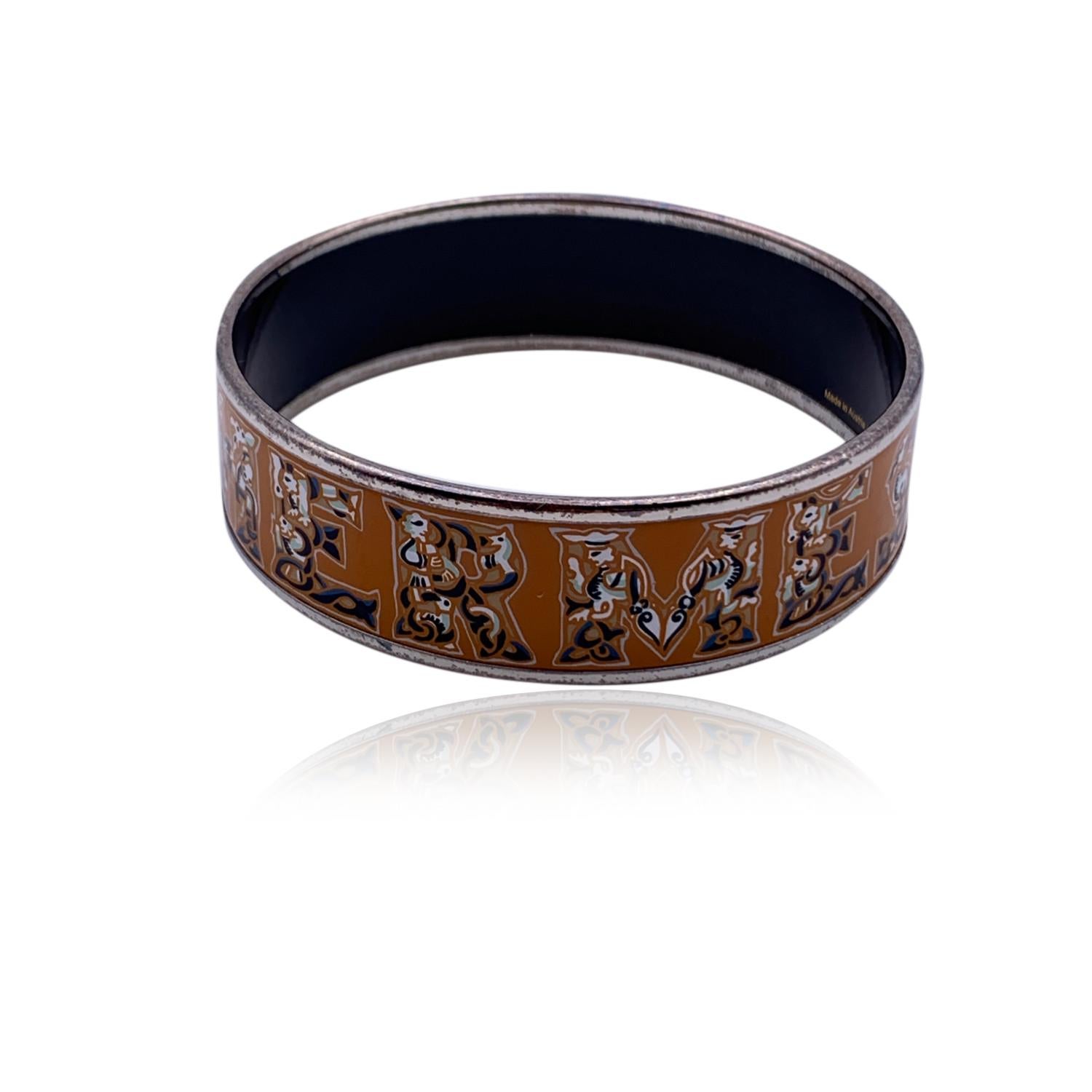 Hermes Enamel Beige Alphabet Russe Wide Bangle Bracelet In Good Condition In Rome, Rome