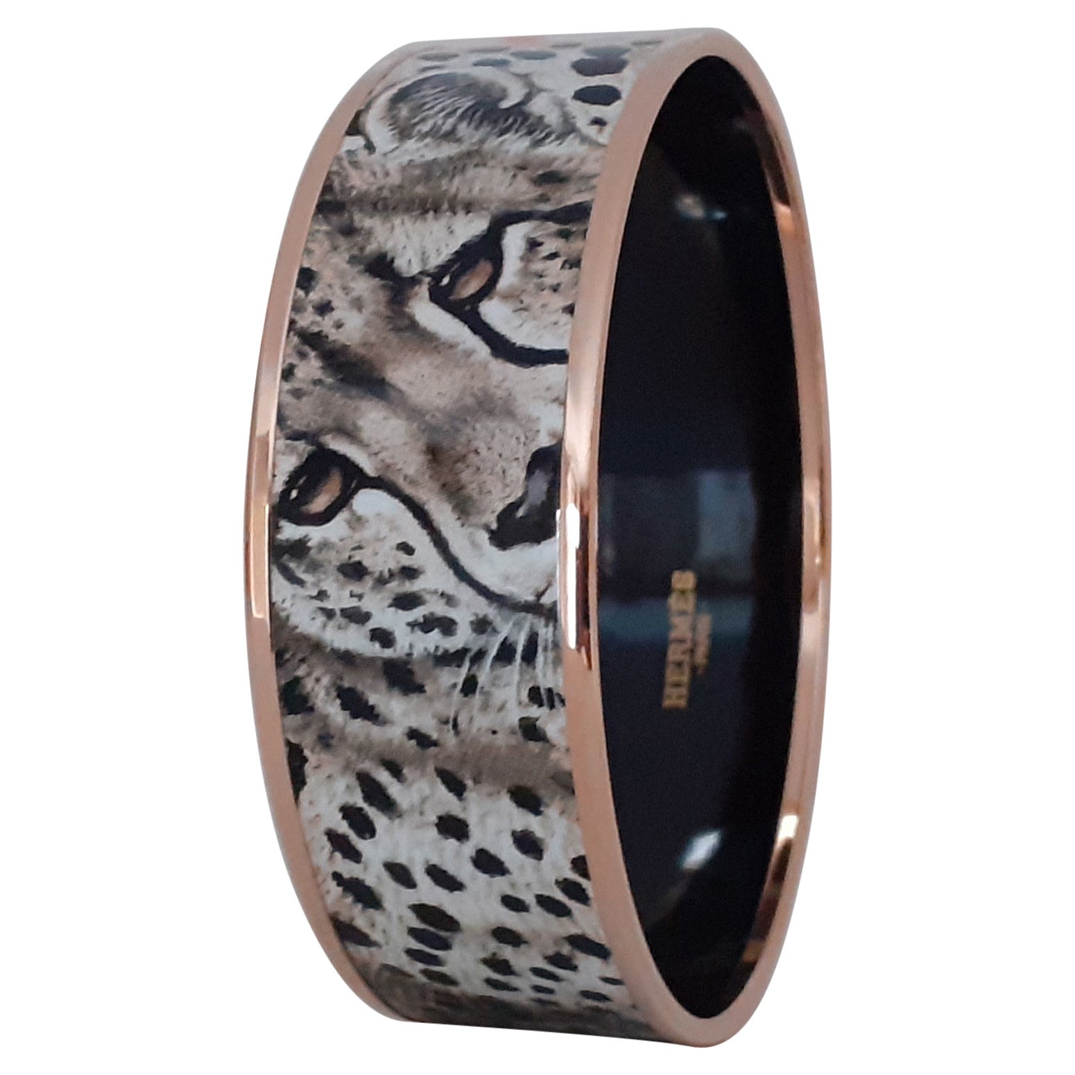 お洒落なデザイン♪【HERMES】Clic H Acinonyx Jubatus バングル Clic H Acinonyx Jubatus bracelet | Hermès USA