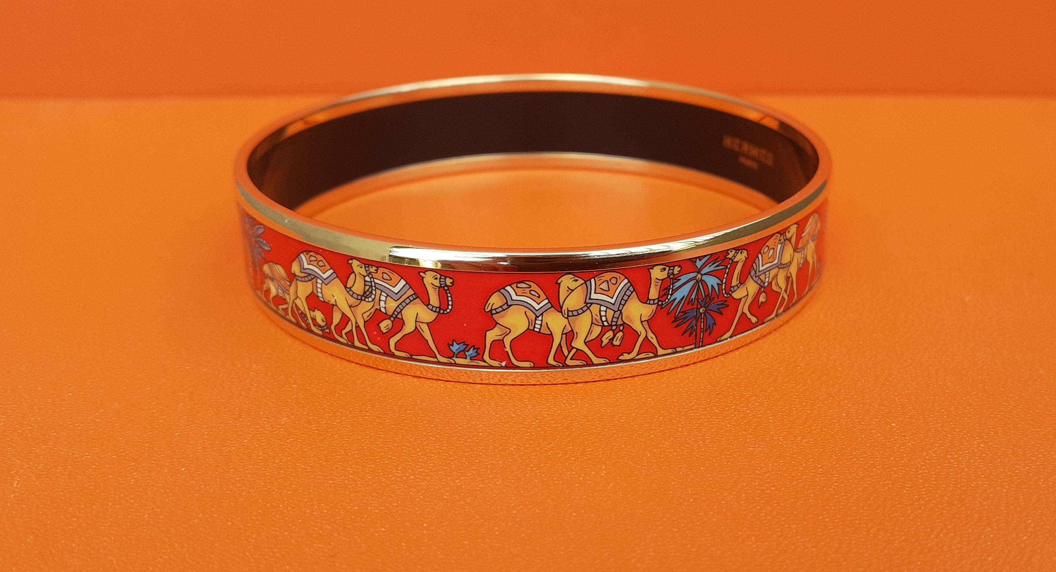 camel bracelet