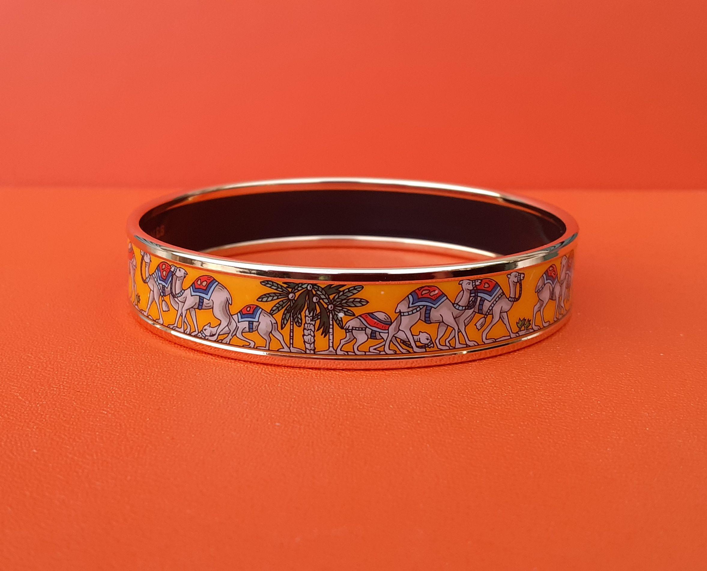 Hermès Enamel Bracelet Camels and Palm Trees Narrow NEW Ghw Size PM 65 4