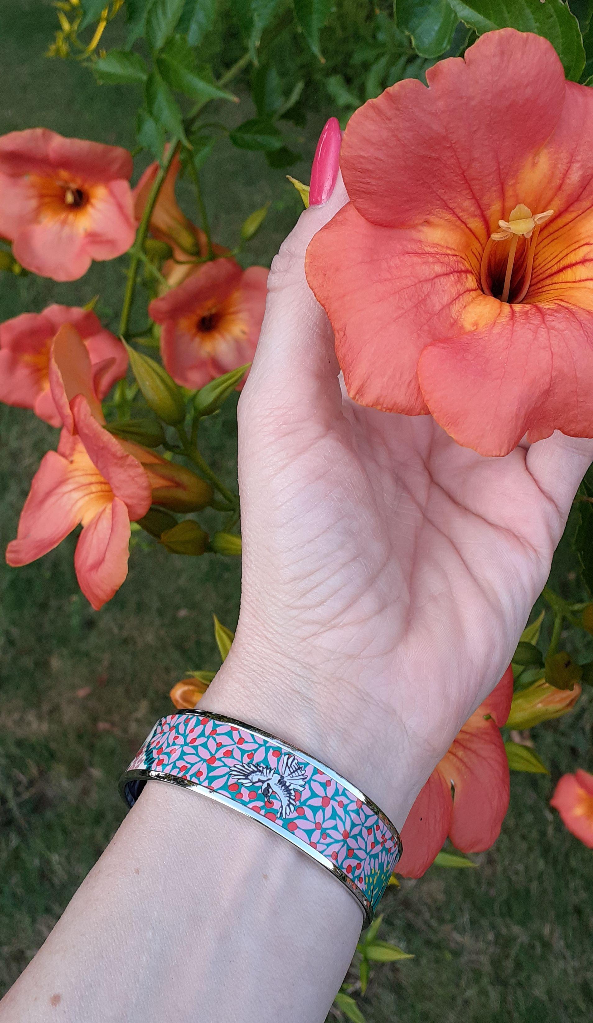 Hermès Emaille-Armband Dans Un Jardin Anglais Shirley Phw Größe 65 im Angebot 8